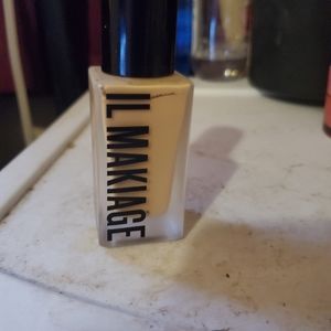 Il makiage woke up like this foundation